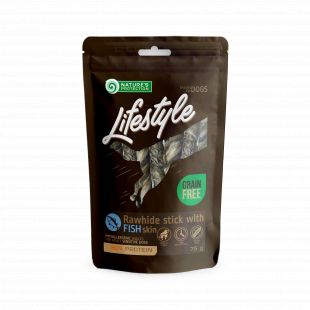 NATURE'S PROTECTION LIFESTYLE Šunų skanėstai galvijų odos pagaliukai su žuvies oda 75 g