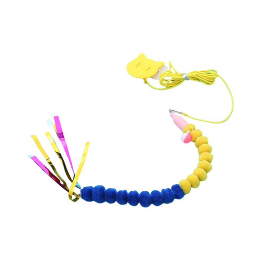 Prilipinamas kačių žaislas